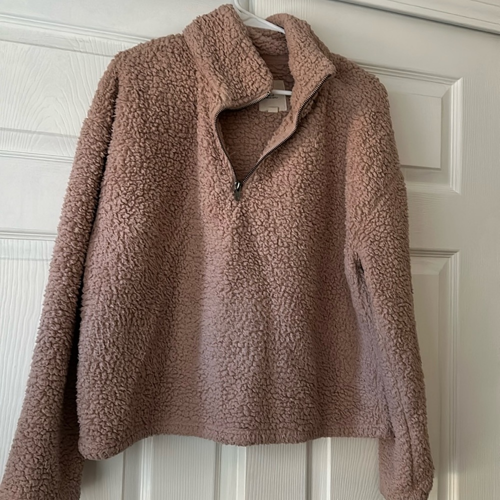Pink soft pullover size medium
